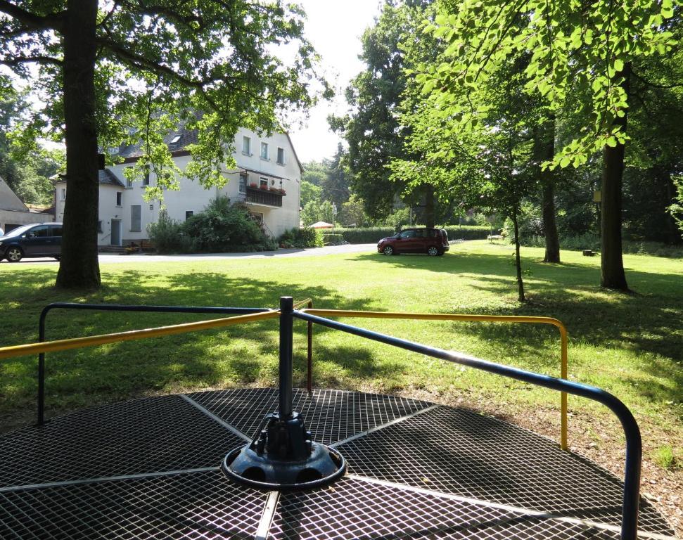 Hotel Waldschloesschen Plein Exterior photo